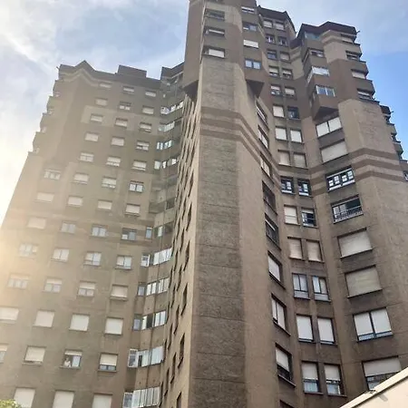 En Playa Del Arbeyal Apartament Gijón